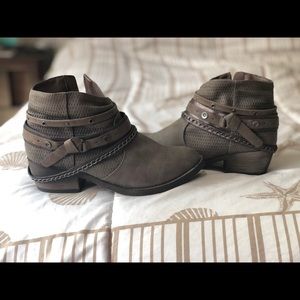 Ankle Boots